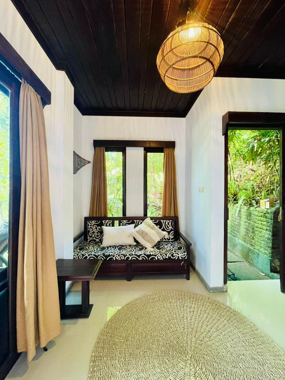Bali Munduk Delux Bungalow Villa ซีงาราจา ภายนอก รูปภาพ